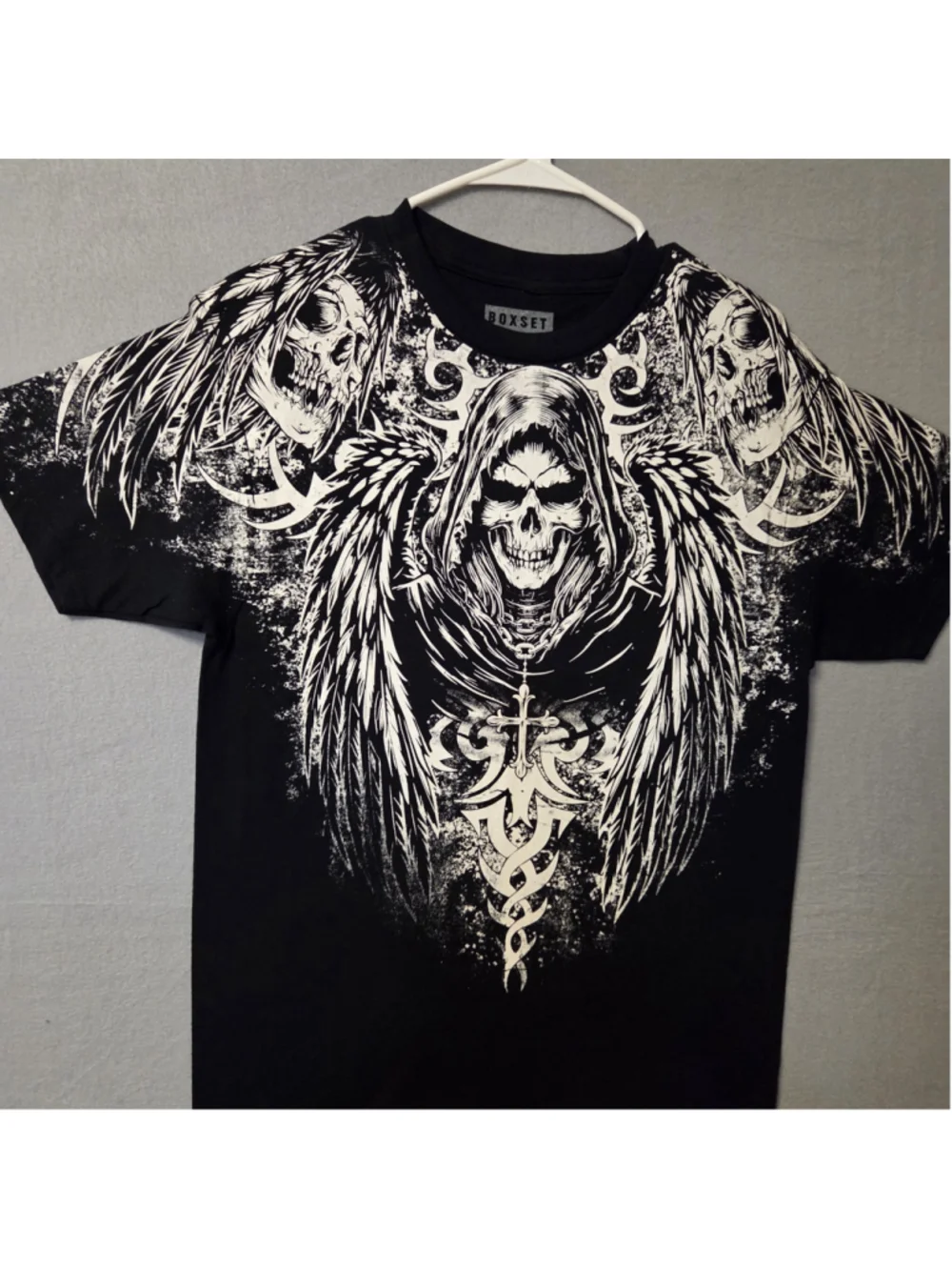 Men's BOXSET Graphic Skull T-Shirt, Black and White medium